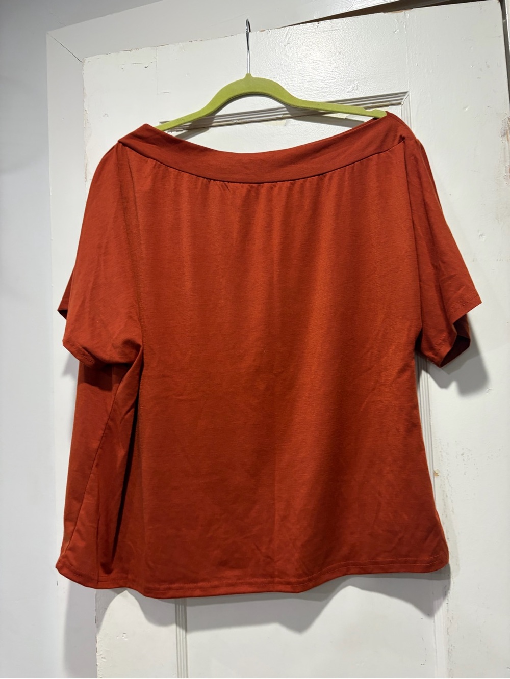 Women’s Rust Off-Shoulder Top